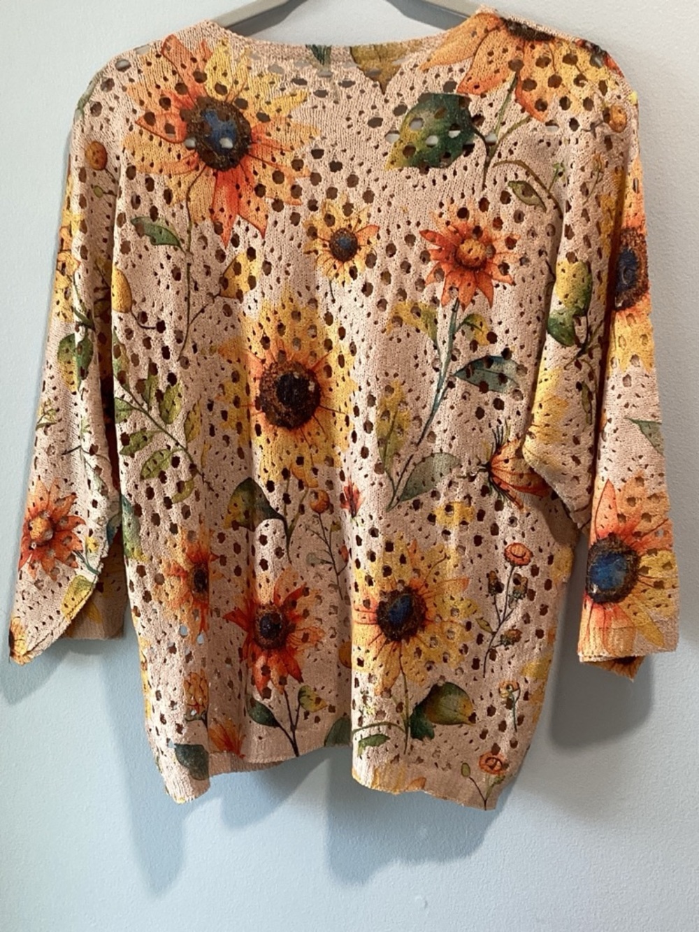 Source Unknown Beige Knit Top with Yellow & Orange Sunflower Print - Picture 3 of 3